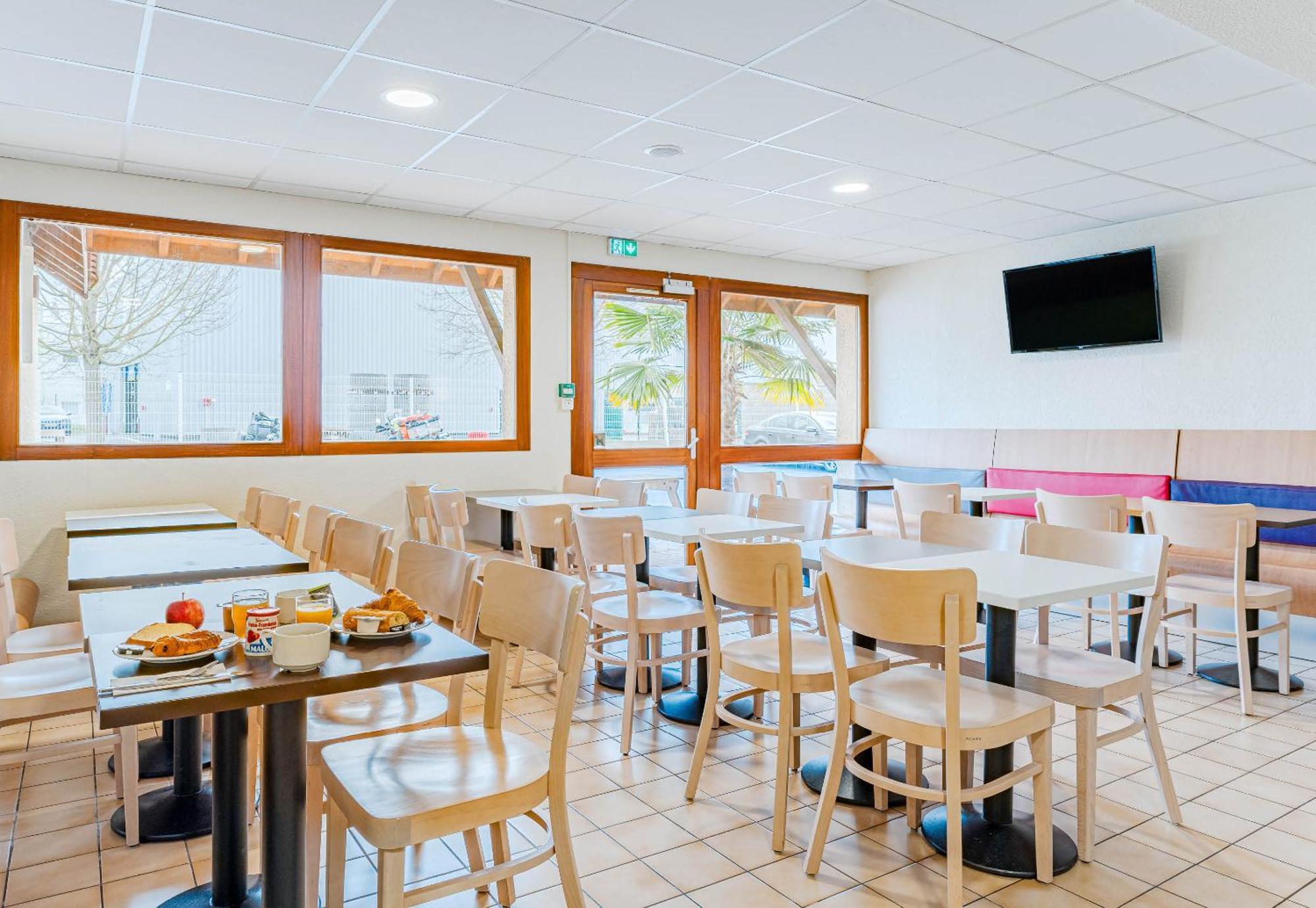 B&B Hotel Châtellerault Kültér fotó