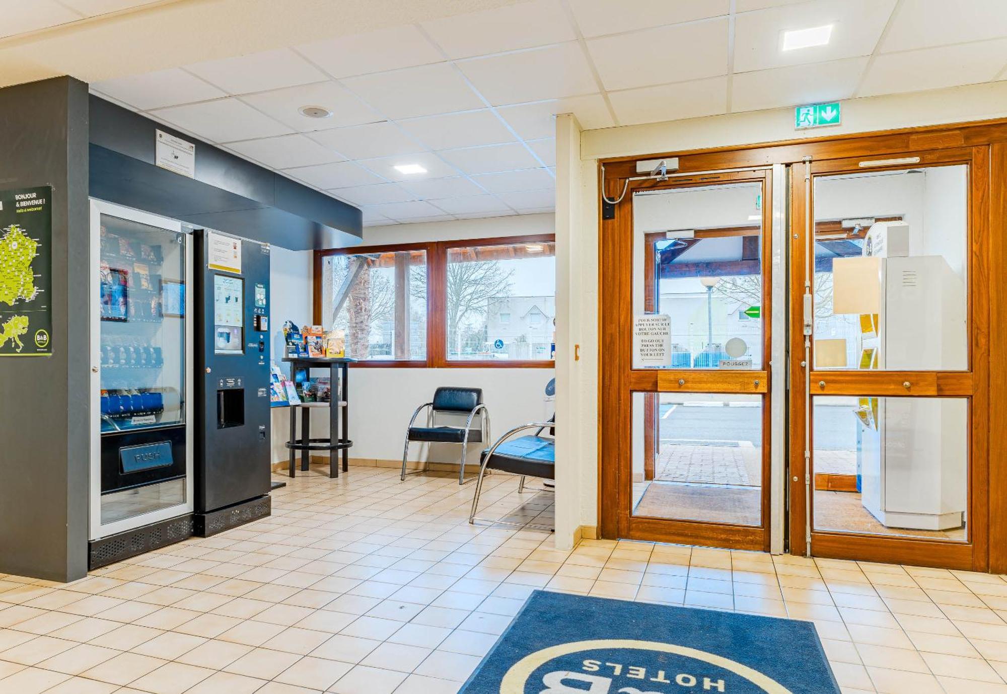 B&B Hotel Châtellerault Kültér fotó