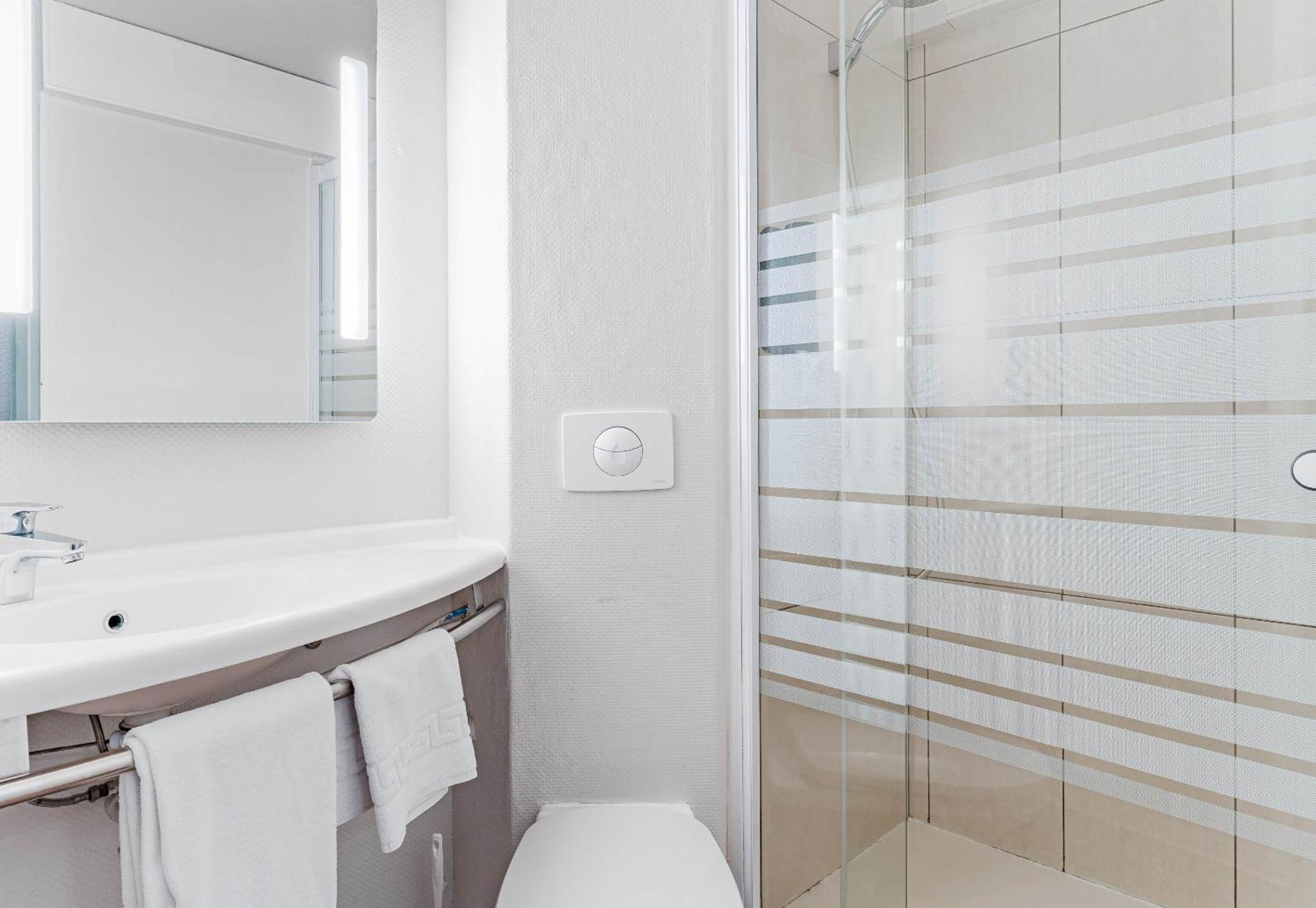 B&B Hotel Châtellerault Kültér fotó
