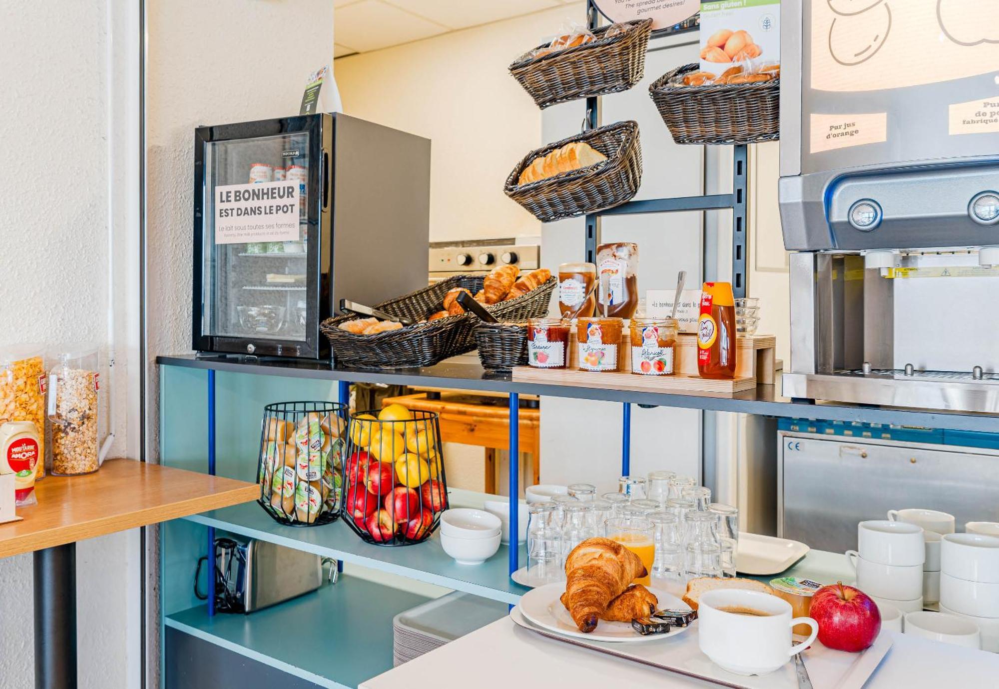 B&B Hotel Châtellerault Kültér fotó