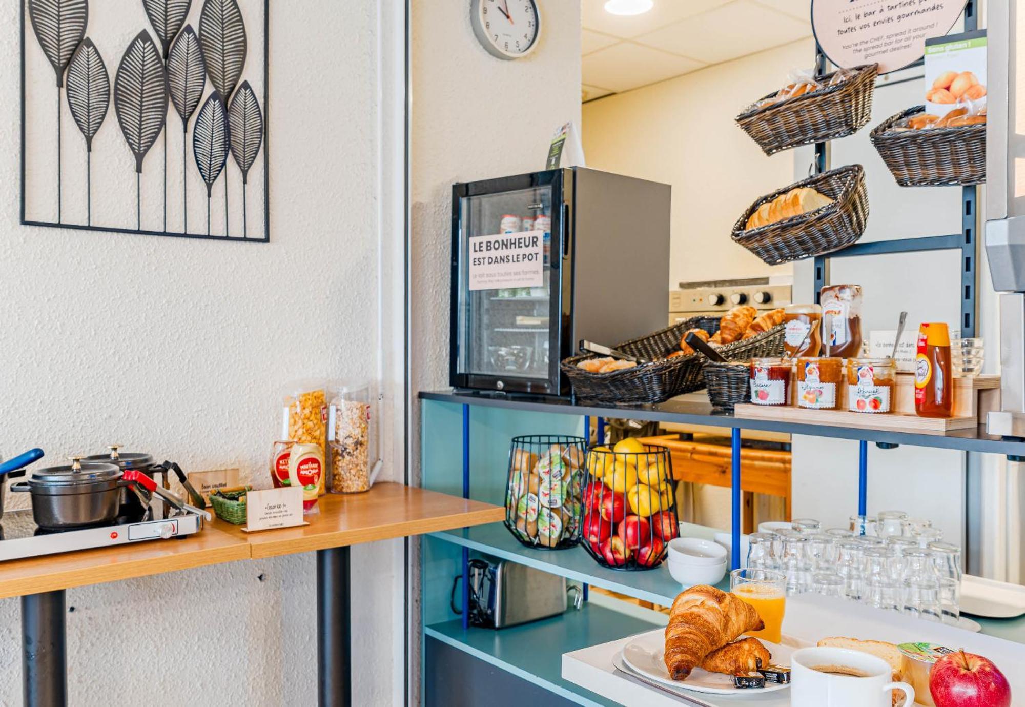 B&B Hotel Châtellerault Kültér fotó