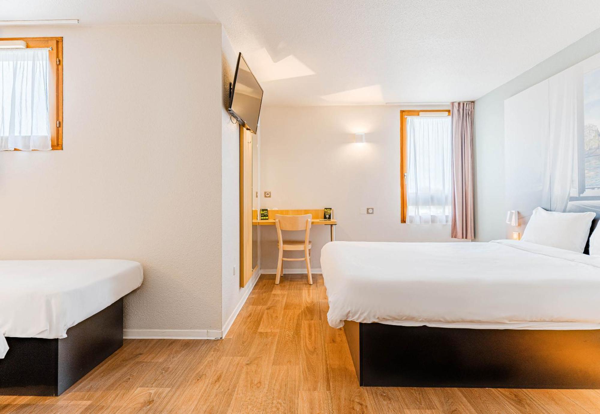 B&B Hotel Châtellerault Kültér fotó