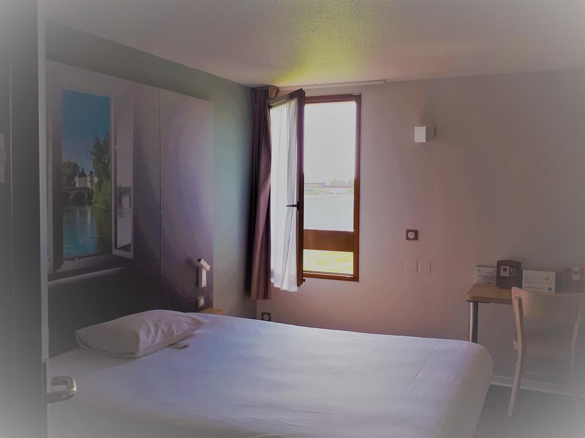 B&B Hotel Châtellerault Kültér fotó