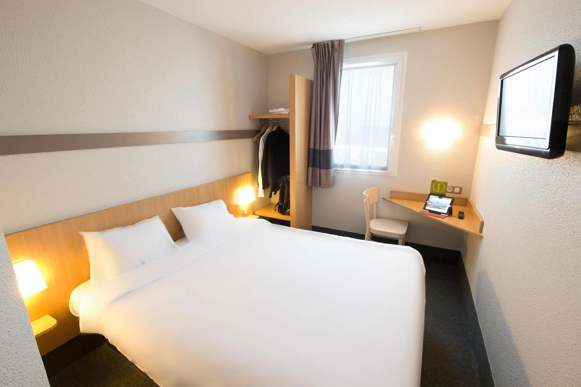 B&B Hotel Châtellerault Kültér fotó