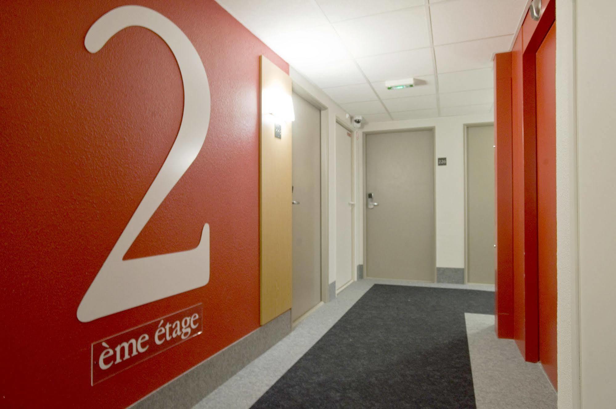 B&B Hotel Châtellerault Kültér fotó