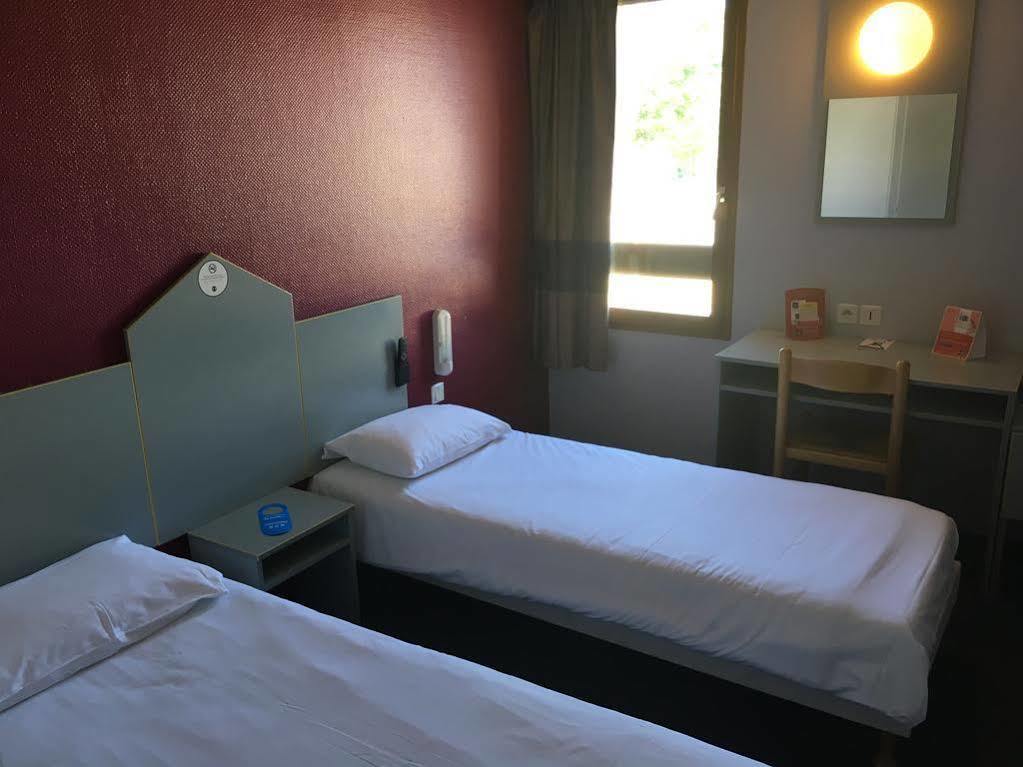 B&B Hotel Châtellerault Kültér fotó