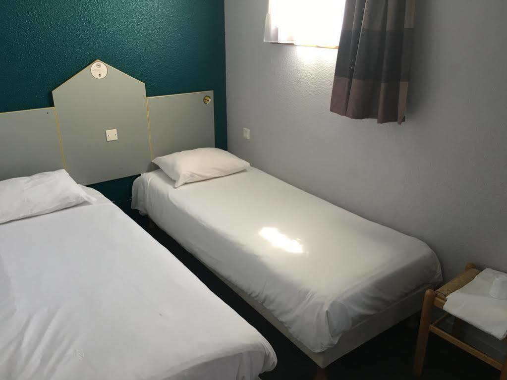 B&B Hotel Châtellerault Kültér fotó